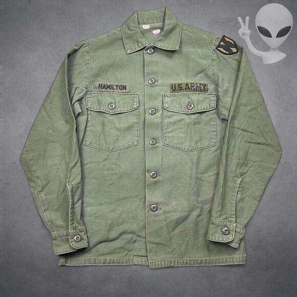 U.S. Army Other - Vtg Vietnam War US Army OG-107 Type III Utility Shirt Medium 8th Infantry Patch